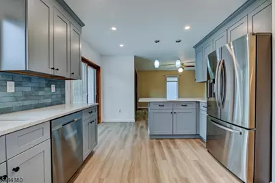5 Stonebridge Ct, Denville, NJ 07834 - Photo 19
