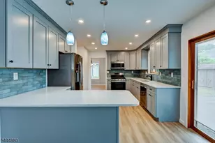 5 Stonebridge Ct, Denville, NJ 07834 - Photo 23