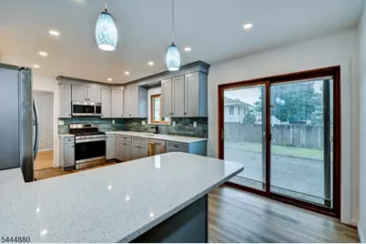 5 Stonebridge Ct, Denville, NJ 07834 - Photo 25