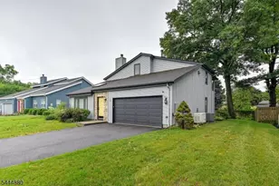 5 Stonebridge Ct, Denville, NJ 07834 - Photo 3