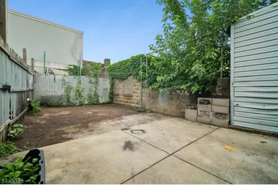 222 Astor St, Newark, NJ 07114 - Photo 17