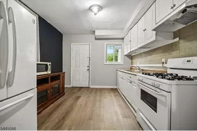 222 Astor St, Newark, NJ 07114 - Photo 7