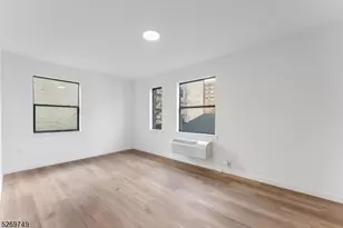25 Freeway Dr, East Orange, NJ 07018 - Photo 15