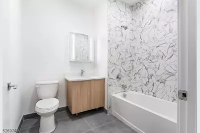25 Freeway Dr #203, East Orange, NJ 07018 - Photo 19
