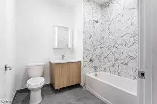 25 Freeway Dr, East Orange, NJ 07018 - Photo 19