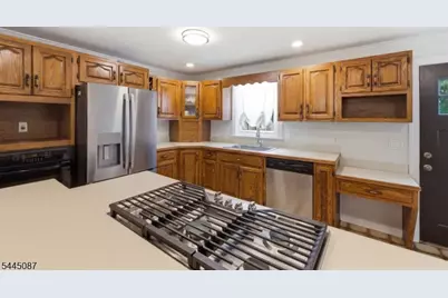 80 Reynolds Ave, Parsippany, NJ 07054 - Photo 19