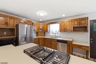 80 Reynolds Ave, Parsippany, NJ 07054 - Photo 19