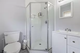 80 Reynolds Ave, Parsippany, NJ 07054 - Photo 33