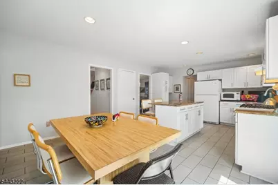 12 Arbor Ct, Livingston, NJ 07039 - Photo 11