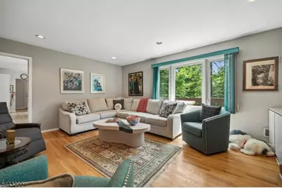 12 Arbor Ct, Livingston, NJ 07039 - Photo 15