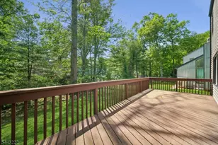 12 Arbor Ct, Livingston, NJ 07039 - Photo 35