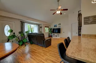 122 W Lake Shore Dr, Rockaway Township, NJ 07866 - Photo 7
