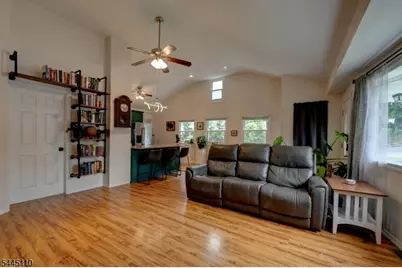 122 W Lake Shore Dr, Rockaway Township, NJ 07866 - Photo 5