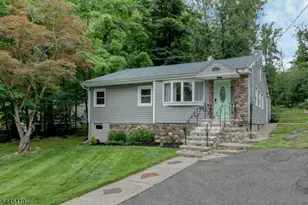 122 W Lake Shore Dr, Rockaway Township, NJ 07866 - Photo 1
