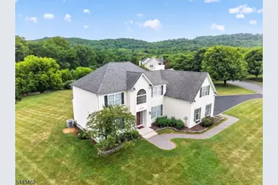 21 Benjamin Drive, Franklin Township, NJ 07882 - Photo 33
