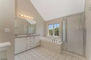 21 Benjamin Dr, Franklin Township, NJ 07882 - Photo 25
