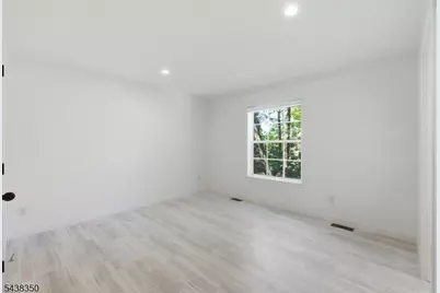 1 Sherwood Park, Washington Township, NJ 07853 - Photo 15
