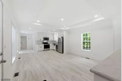 1 Sherwood Park, Washington Township, NJ 07853 - Photo 7