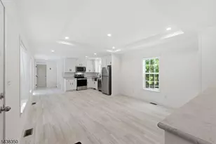1 Sherwood Park, Washington Township, NJ 07853 - Photo 7