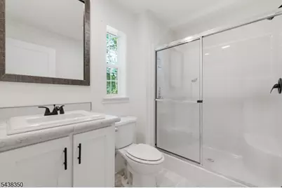 1 Sherwood Park, Washington Township, NJ 07853 - Photo 17