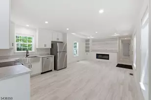 1 Sherwood Park, Washington Township, NJ 07853 - Photo 13