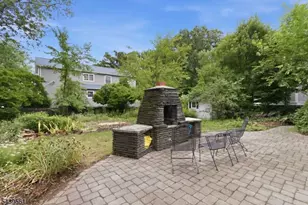 10 Cornell Pl, Chatham, NJ 07928 - Photo 25