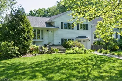 10 Cornell Pl, Chatham, NJ 07928 - Photo 1
