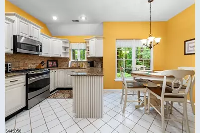 135 Richmond Rd, West Milford, NJ 07480 - Photo 7