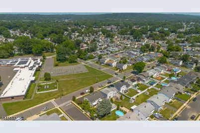 789 Mitchell Ave, Union Township, NJ 07083 - Photo 5