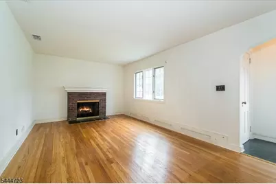 019 E Amsterdam Ave, Fair Lawn, NJ 07410 - Photo 5