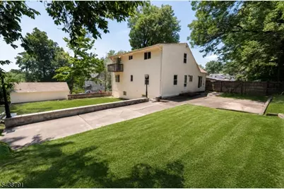 206 Mountain Pkwy, Green Brook Township, NJ 08812 - Photo 21