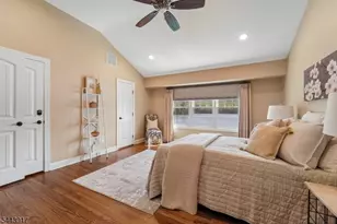 1050 Pines Lake Dr, Wayne, NJ 07470 - Photo 19