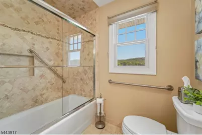 1050 Pines Lake Dr, Wayne, NJ 07470 - Photo 27