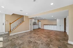 1050 Pines Lake Dr, Wayne, NJ 07470 - Photo 29