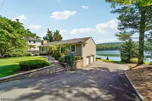 1050 Pines Lake Dr, Wayne, NJ 07470 - Photo 35