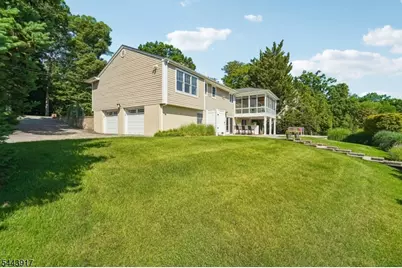 1050 Pines Lake Dr, Wayne, NJ 07470 - Photo 41
