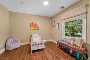 1050 Pines Lake Dr, Wayne, NJ 07470 - Photo 23