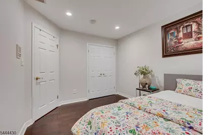 162 Coppertree Ct, Edison, NJ 08820 - Photo 25