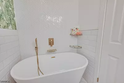162 Coppertree Ct, Edison, NJ 08820 - Photo 31
