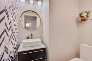 162 Coppertree Ct, Edison, NJ 08820 - Photo 17