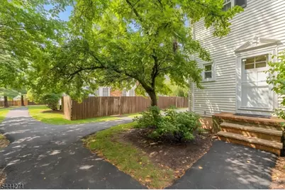 2301 Jamestown Common, Hillsborough Township, NJ 08844 - Photo 5