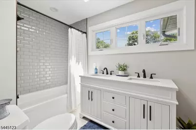 7 Cosma Pl, Mendham, NJ 07945 - Photo 27
