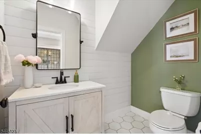 7 Cosma Pl, Mendham, NJ 07945 - Photo 19