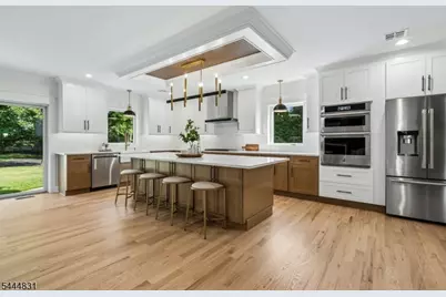 122 Stanmore Pl, Westfield, NJ 07090 - Photo 1