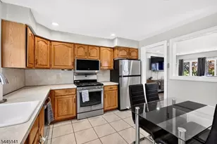 93 Gaywood Ave, Woodbridge Township, NJ 07067 - Photo 11