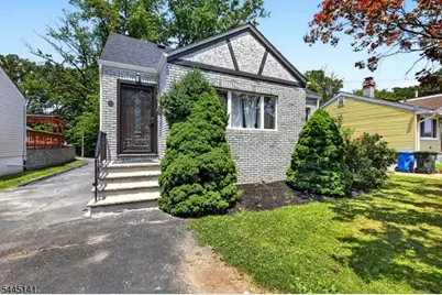 93 Gaywood Ave, Woodbridge Township, NJ 07067 - Photo 3