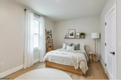 152 N Clinton St, East Orange, NJ 07017 - Photo 7