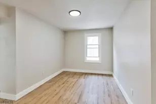 152 N Clinton St, East Orange, NJ 07017 - Photo 33