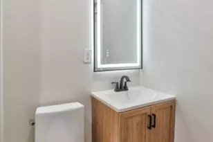 152 N Clinton St, East Orange, NJ 07017 - Photo 39