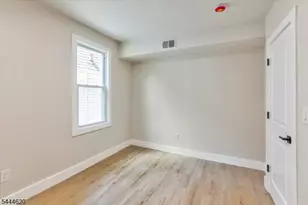 152 N Clinton St, East Orange, NJ 07017 - Photo 31